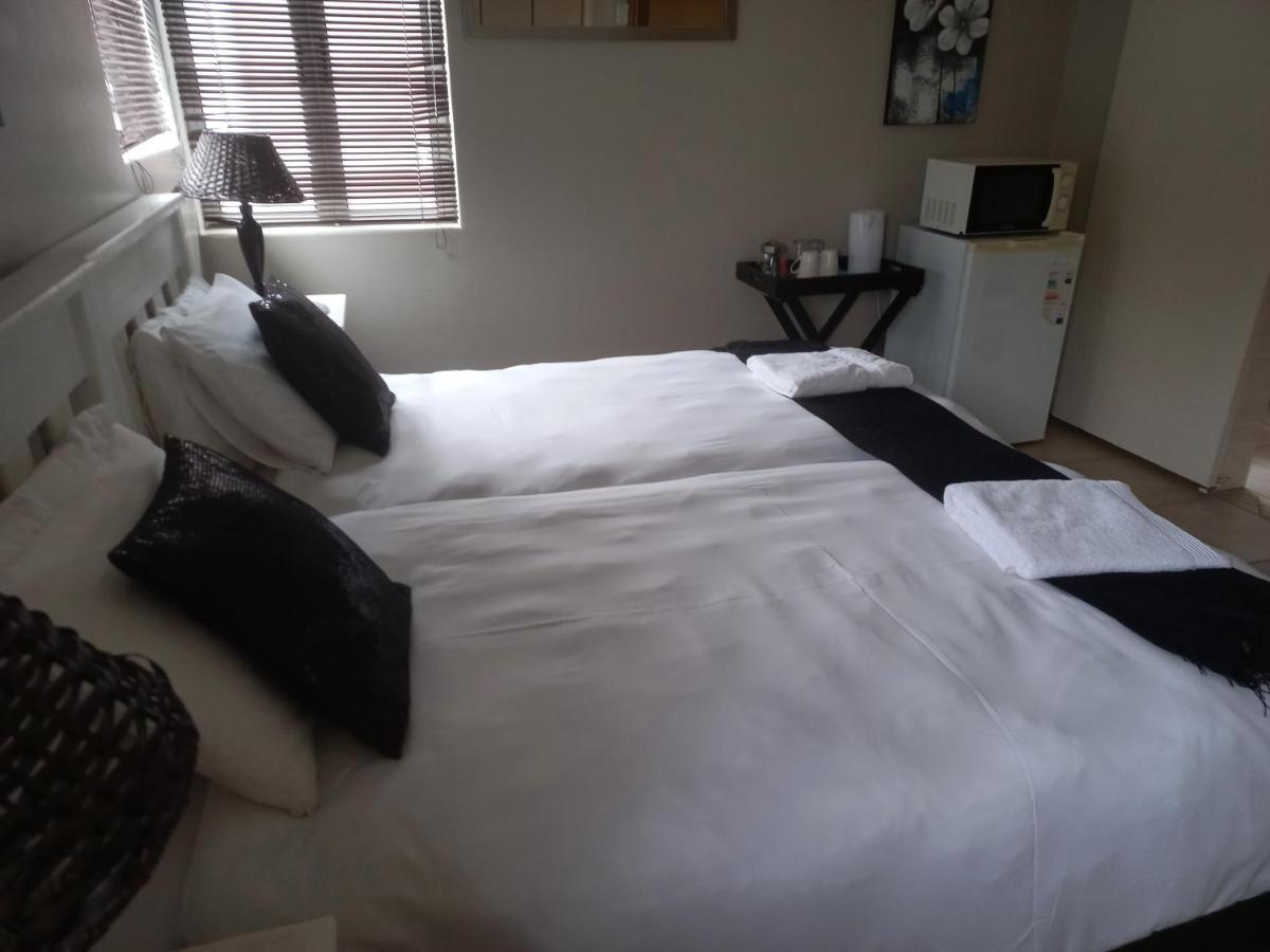 Madiolyn Apartment Jeffreys Bay Bagian luar foto