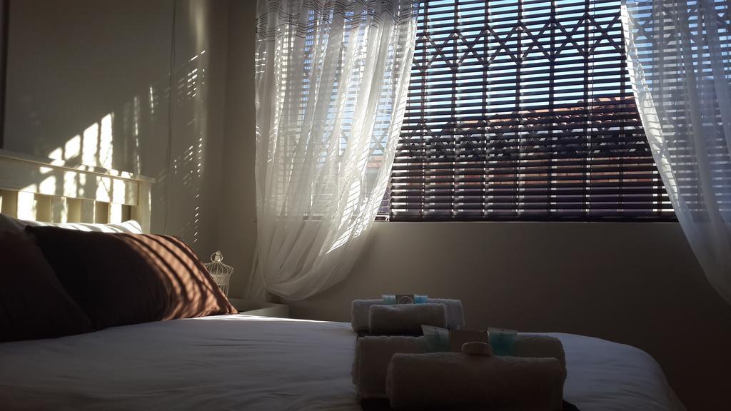 Madiolyn Apartment Jeffreys Bay Bagian luar foto