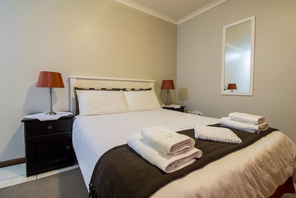 Madiolyn Apartment Jeffreys Bay Bagian luar foto